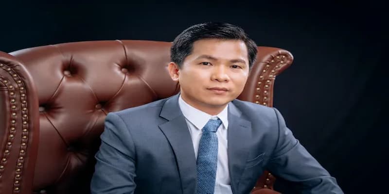 Tác giả Tác giả Hoàng Tú biểu tượng mới cho thế hệ khởi nghiệp Việt